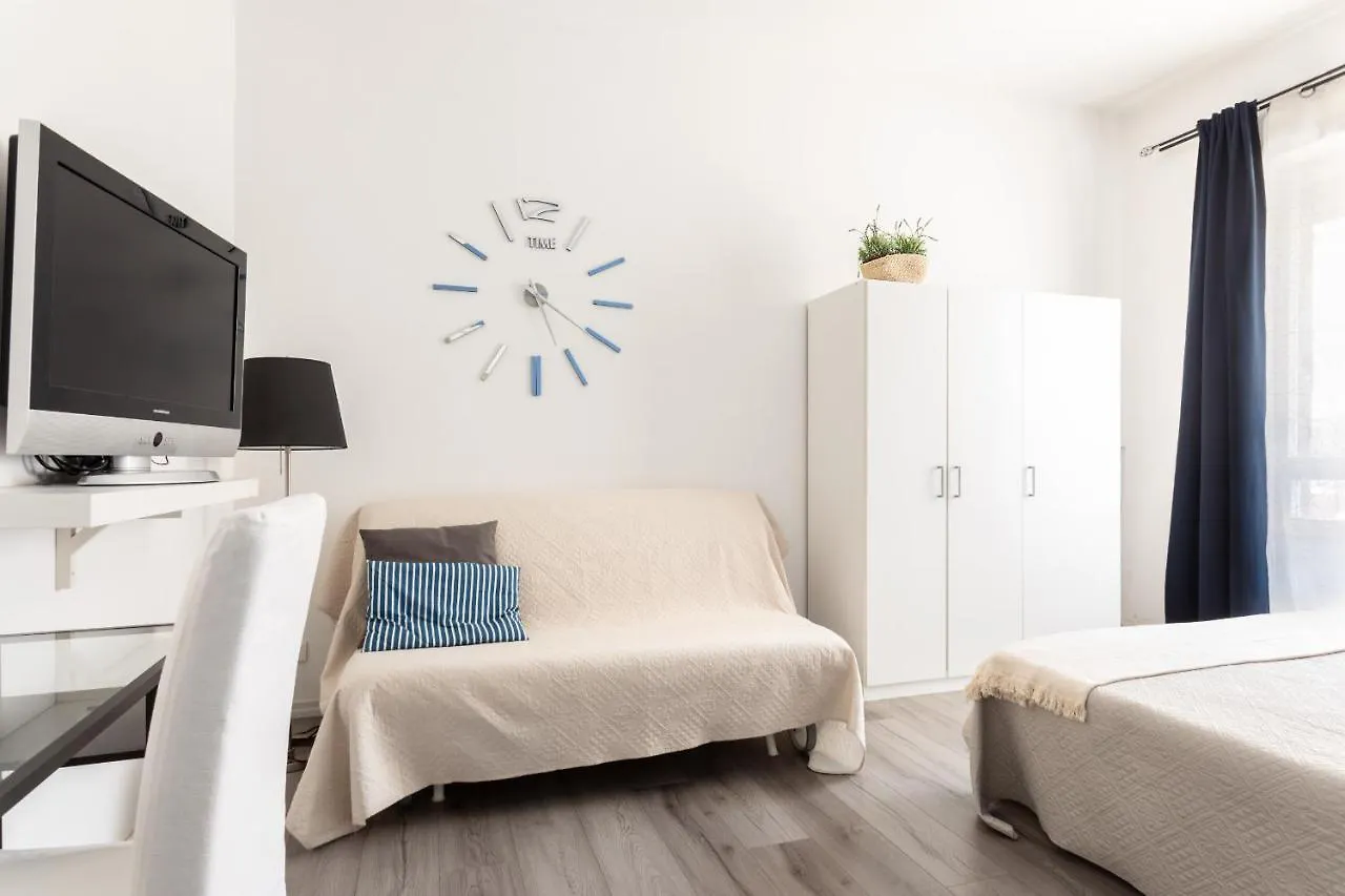 Appartamento Blu Al Porto By Wonderful Italy location